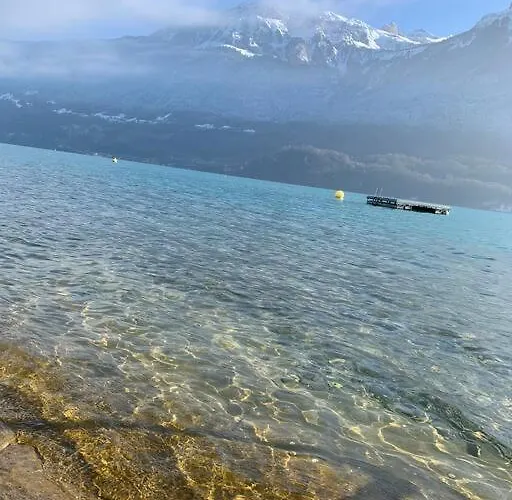 Lina - Lakeview Living Near Interlaken 아파트 Niederried bei Interlaken