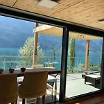 Lina - Lakeview Living Near Interlaken *