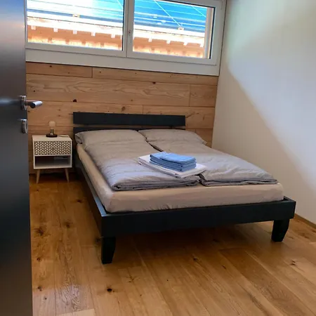 Lina - Lakeview Living Near Interlaken Lejlighed Niederried bei Interlaken